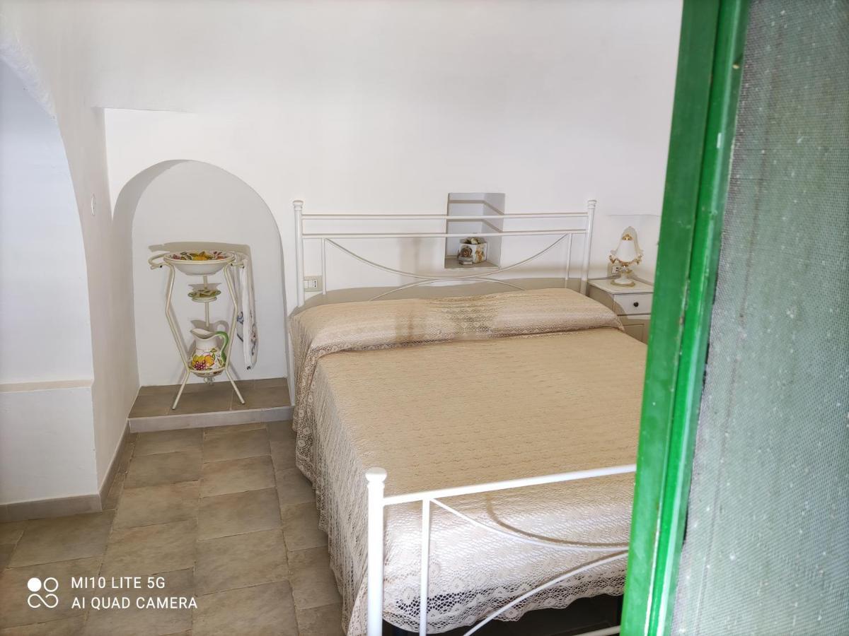 卡洛维诺Trullo Sole E Vento公寓 外观 照片
